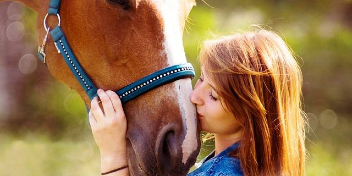 LOS CABALLOS Y SUS BENEFICIOS PARA LAS PERSONAS CON ESCLEROSIS MÚLTIPLE